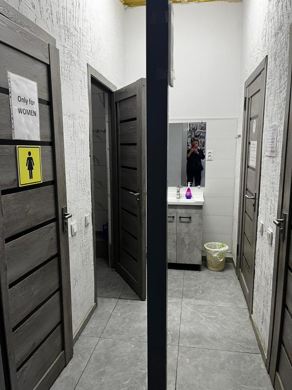 Tastaq Hostel Almati Kültér fotó